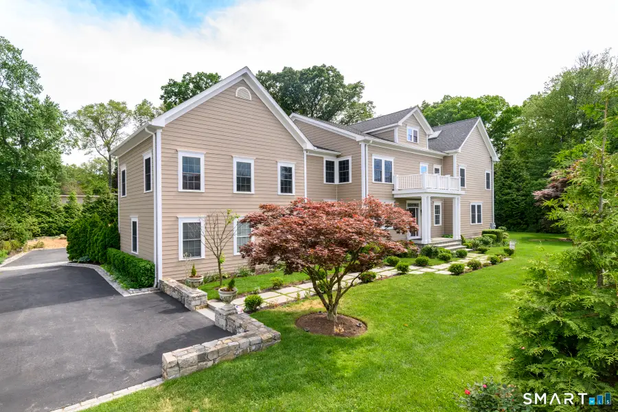 354 Oaklawn Avenue, Stamford, CT 06905 - #2