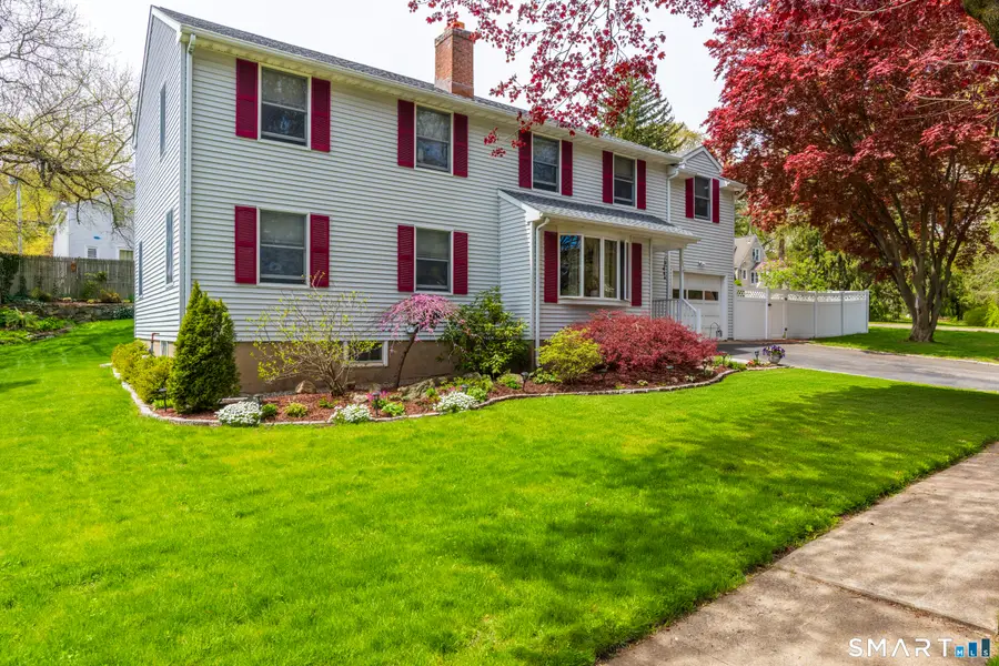 105 Meadow Wood Road, Stratford, CT 06614 - #2