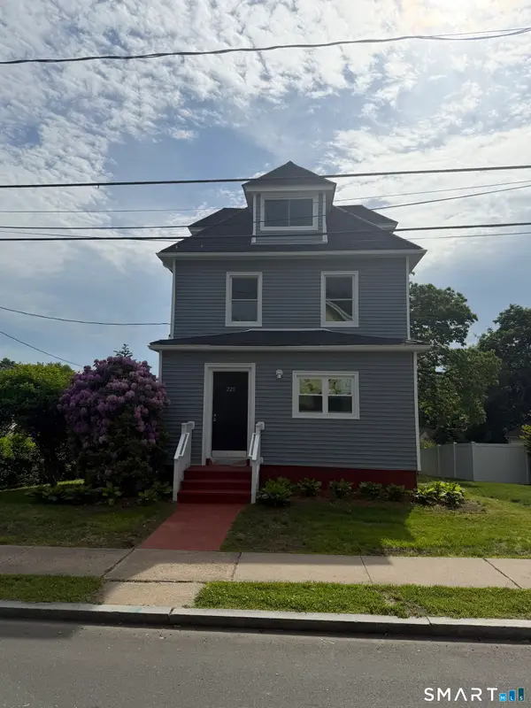 220 Newbury Street, Hartford, CT 06114