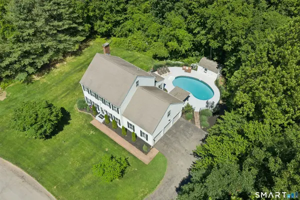 35 Pheasant Lane, Hamden, CT 06518