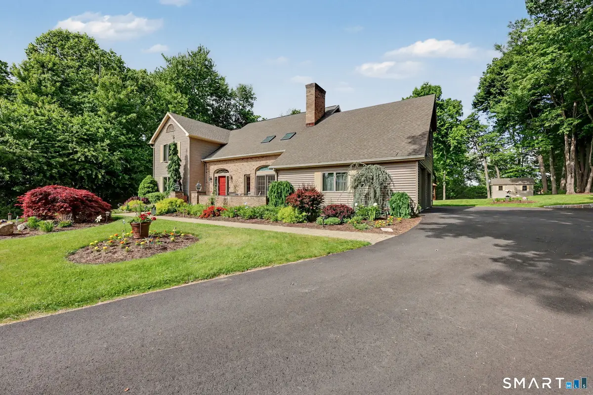 29 Woodridge Lane, New Fairfield, CT 06812 - #1