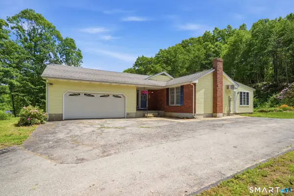 32 Chris Drive, Montville, CT 06382