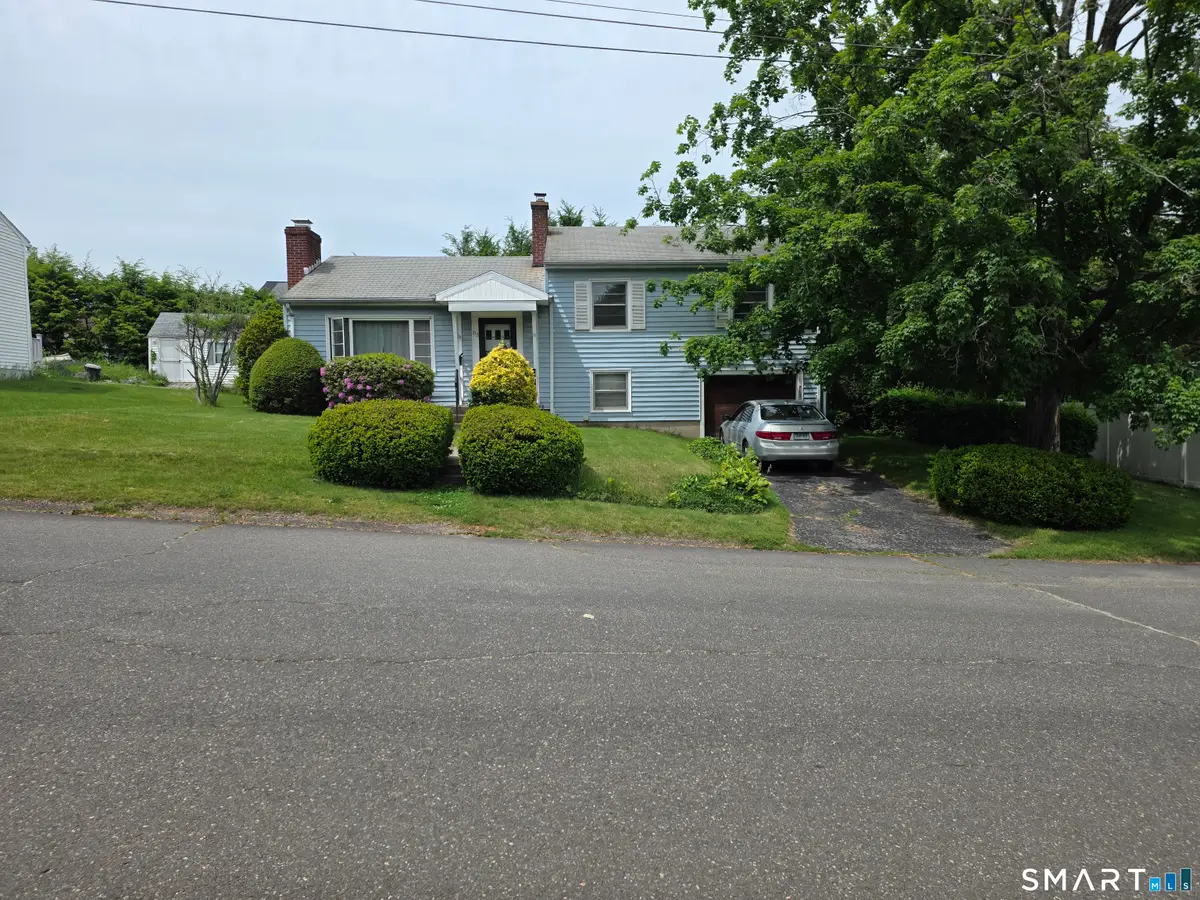 83 Sunnybrook Bend, Waterbury, CT 06708 - #1