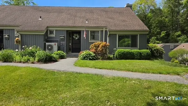 340 Heritage Village #B, Southbury, CT 06488