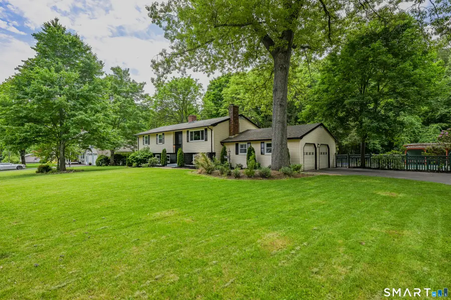 31 Hollow Brook Road, Windsor, CT 06095 - #2