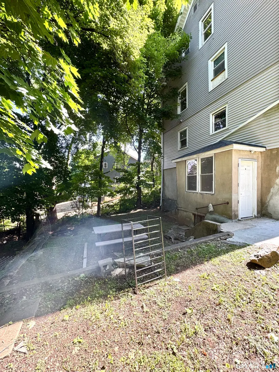 86 Maple Street, Meriden, CT 06451 - #3
