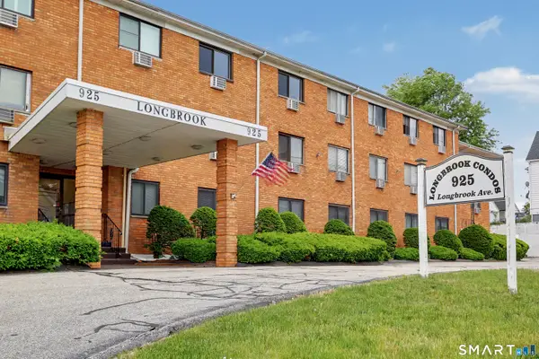 925 Longbrook Avenue #109, Stratford, CT 06614