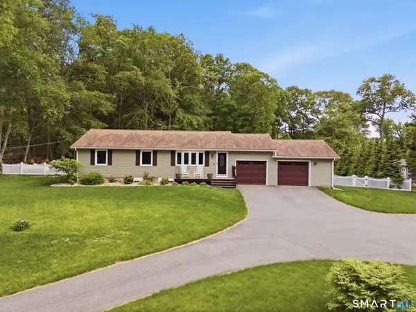 5 Beechcrest Drive, East Hampton, CT 06424