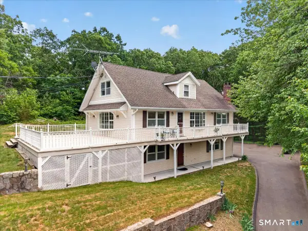 22 Cloverdale Avenue, Shelton, CT 06484