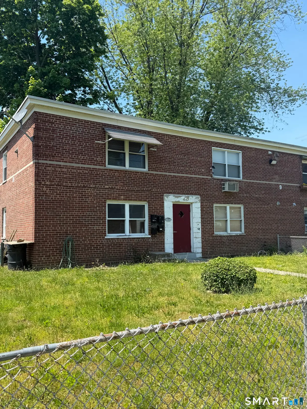 355 Granfield Avenue, Bridgeport, CT 06610 - #1