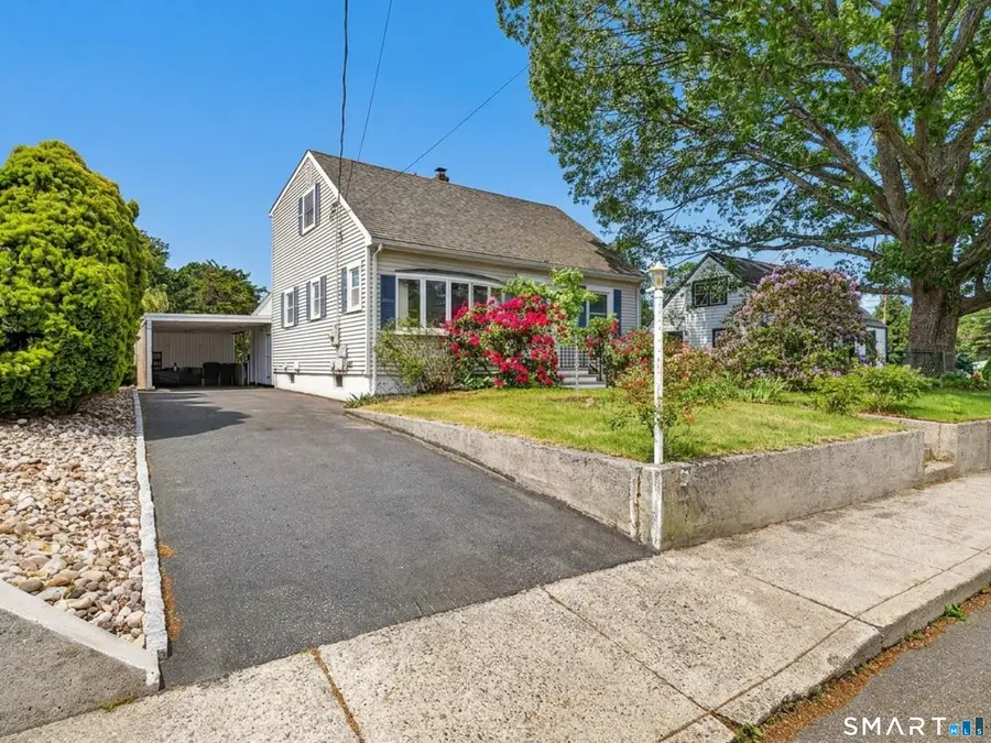 52 Division Street, Groton, CT 06340 - #2