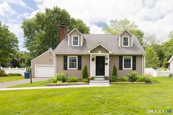 31 Ridgewood Road, Windsor, CT 06095