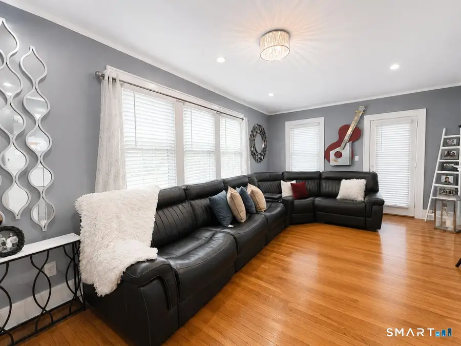15 Ansonia Street, Hartford, CT 06114 - #3