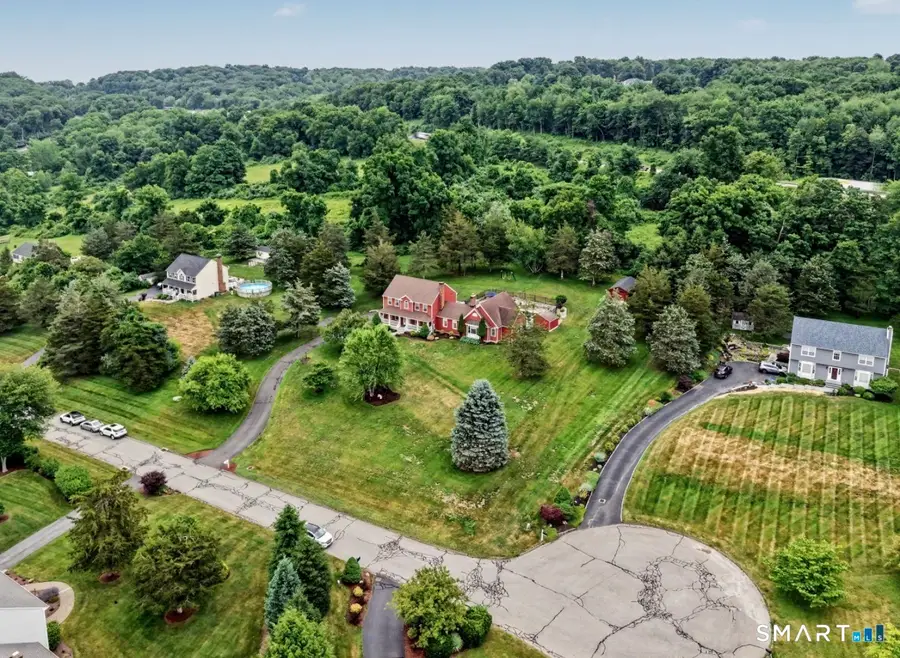 9 Hedge Meadow Lane, Newtown, CT 06470 - #3