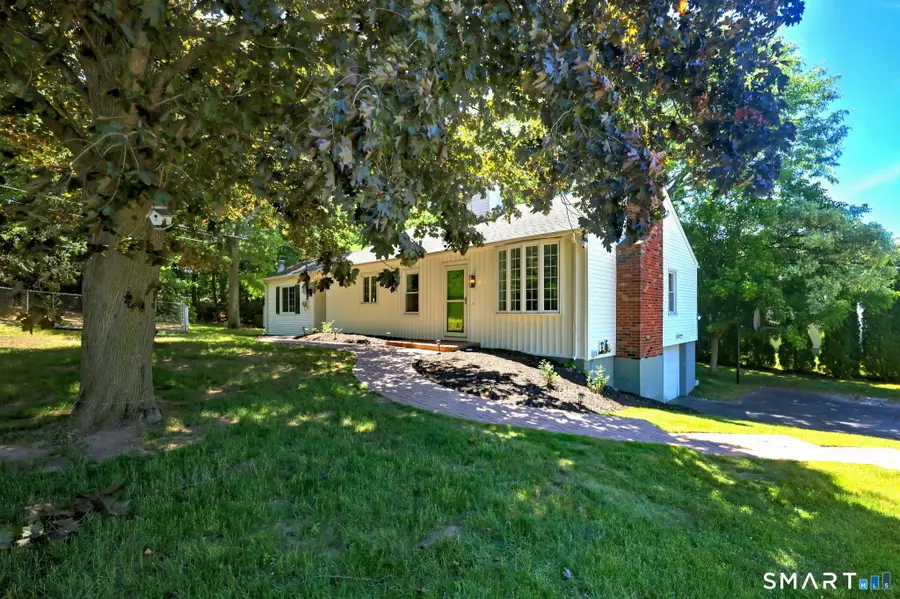 69 Bassett Road, North Haven, CT 06473 - #3