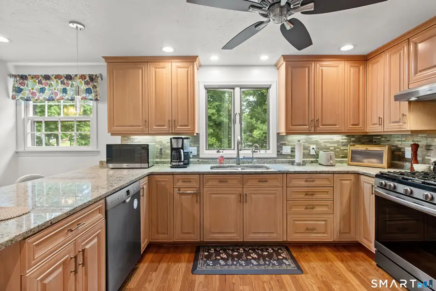 15 Ledgecrest Terrace, Manchester, CT 06040 - #2