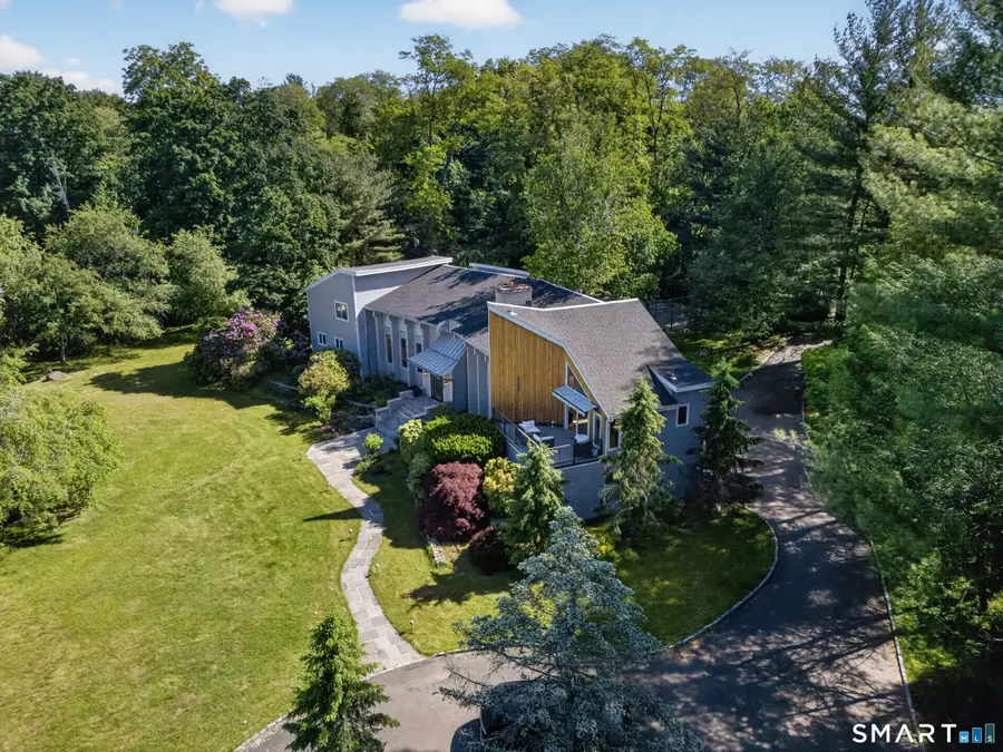 2177 Cross Highway, Fairfield, CT 06824 - #2