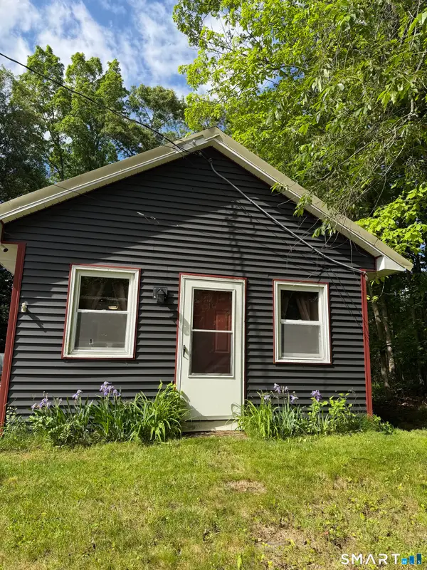 16 Shumway Avenue, Killingly, CT 06239