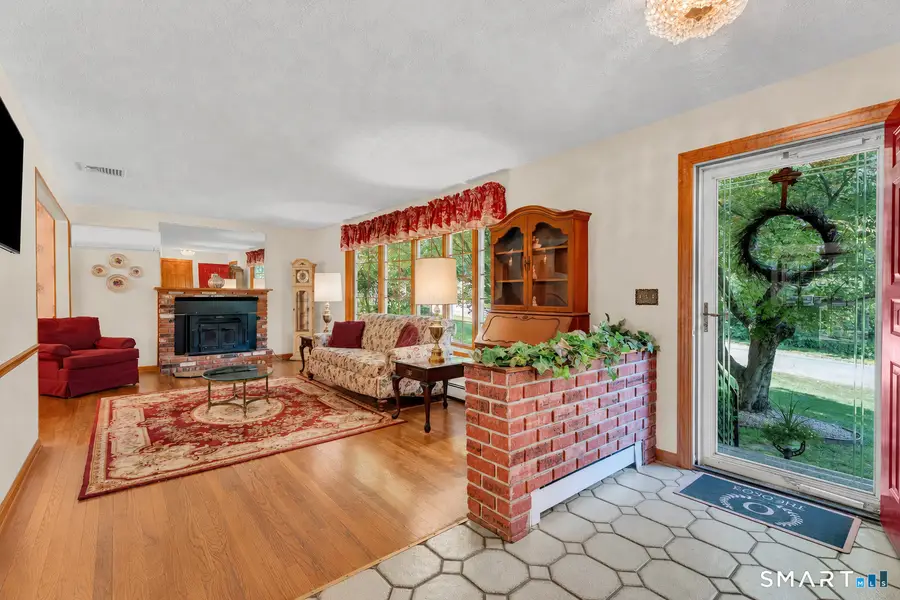 82 Spoke Drive, Shelton, CT 06484 - #2