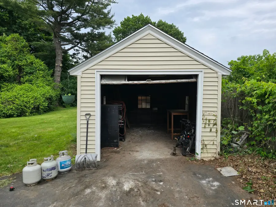 14 Center Court, Newington, CT 06111 - #3