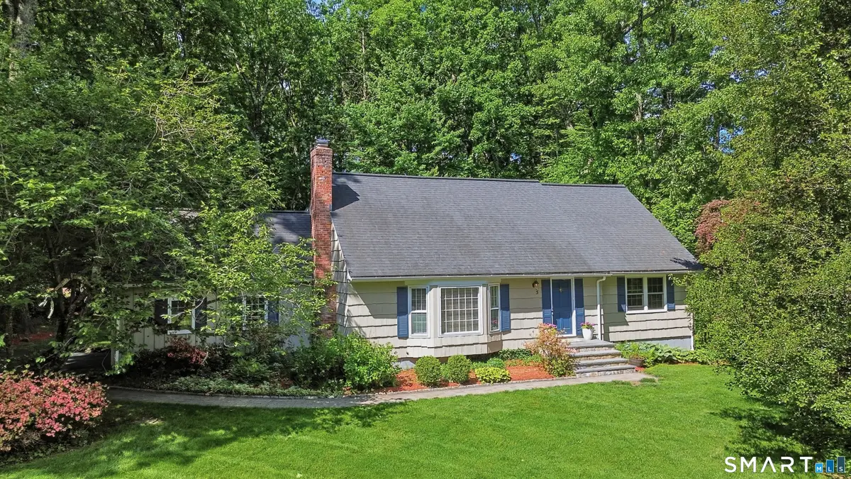 5 Lawton Drive, Simsbury, CT 06070 - #1