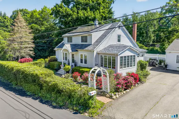 39 Clearview Avenue, Danbury, CT 06811