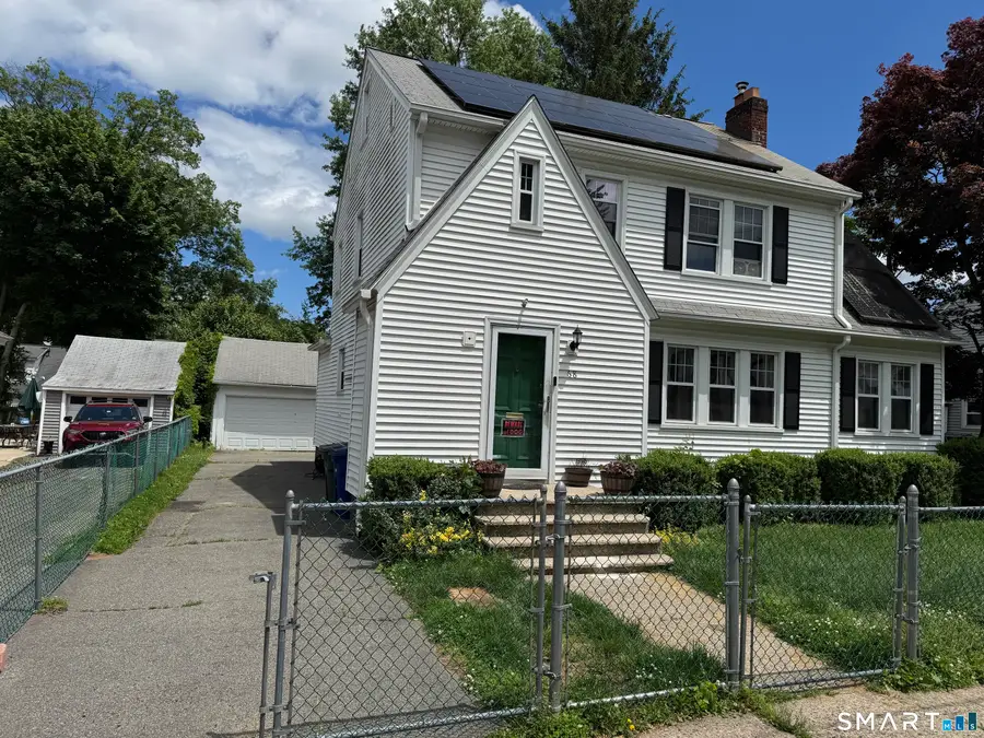 68 Cornell Street, Bridgeport, CT 06606 - #2