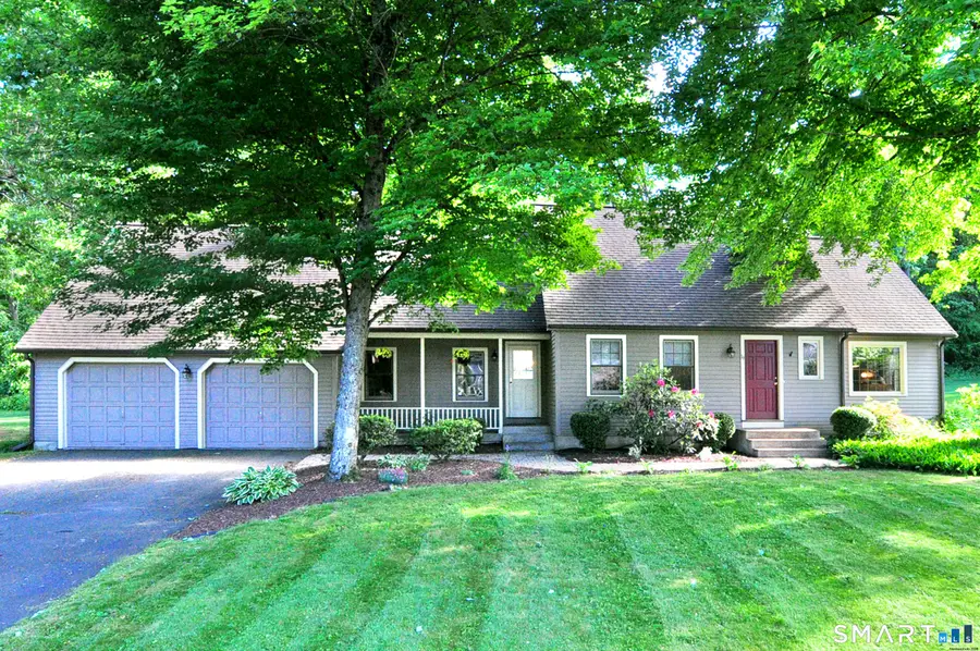 19 Hampden Place, Windsor, CT 06095 - #2