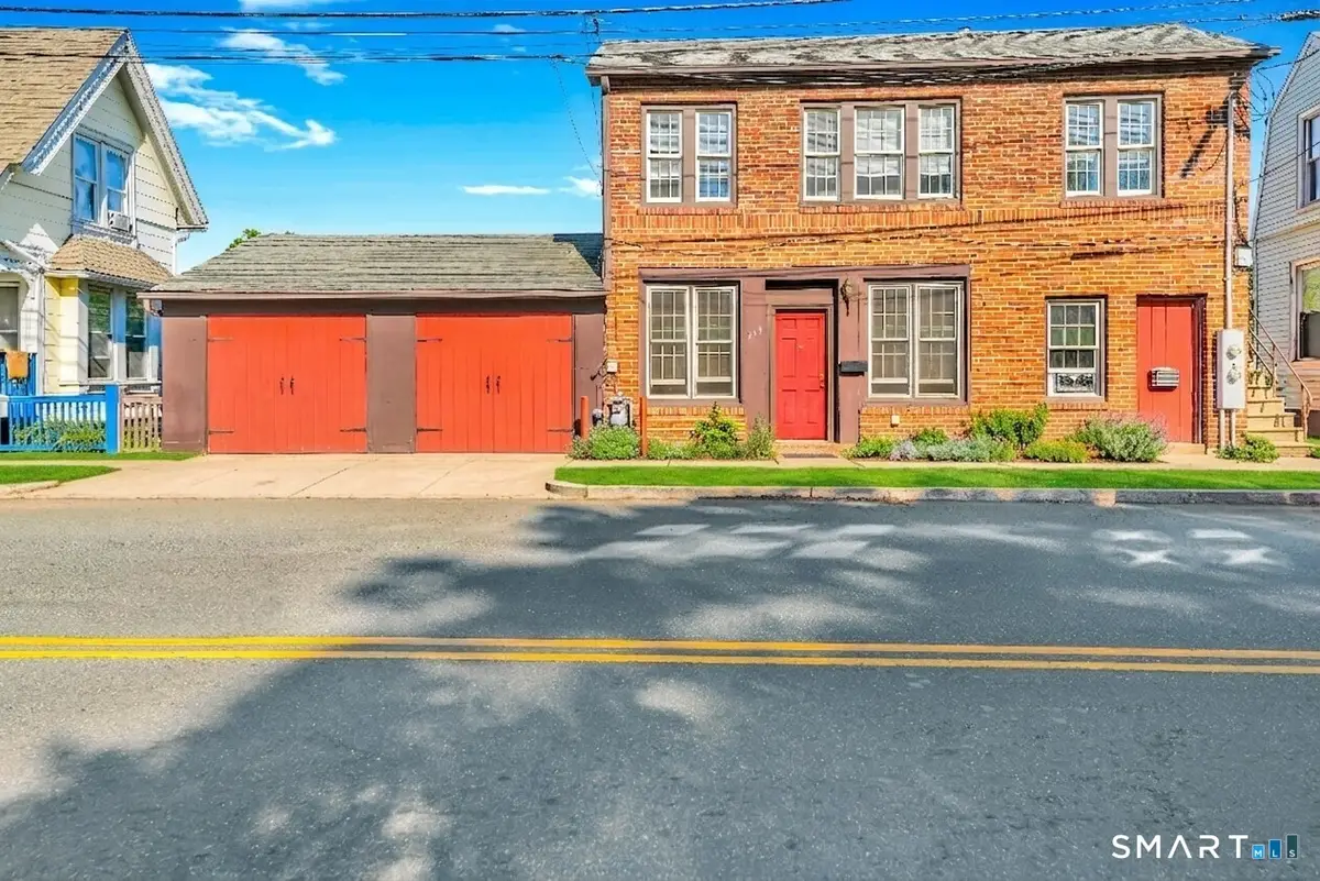 393 Colony Street, Meriden, CT 06450 - #1