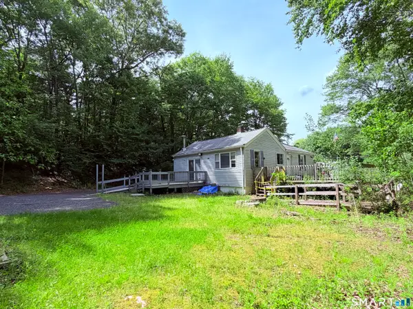 606 Route 163, Montville, CT 06370