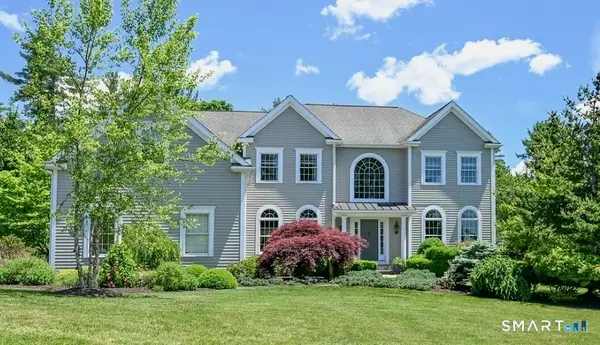 3 Hamlin Court, Brookfield, CT 06804