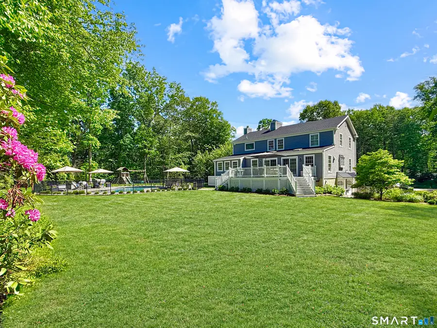 17 Danforth Drive, New Canaan, CT 06840 - #3