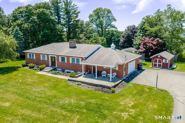 12 Valley View Road, Newtown, CT 06470