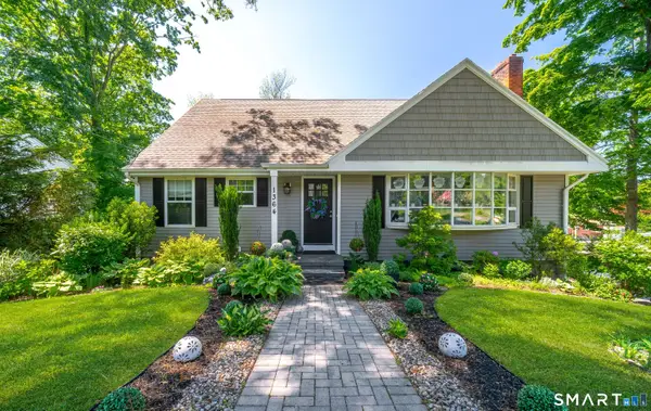 1364 Ridge Road, North Haven, CT 06473