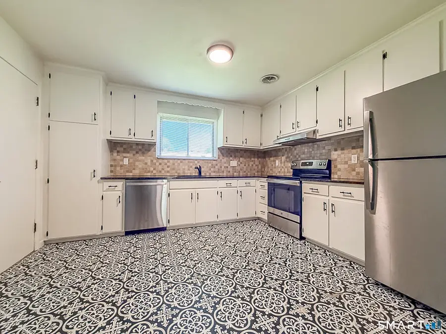 256 Richard Street #2, Newington, CT 06111 - #3