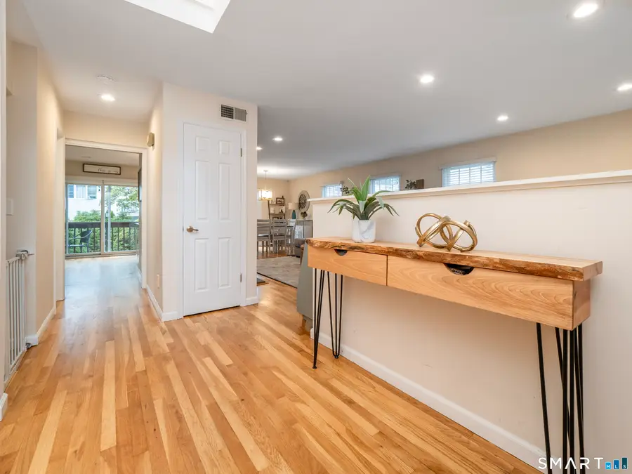 584 Hope Street #5, Stamford, CT 06907 - #3