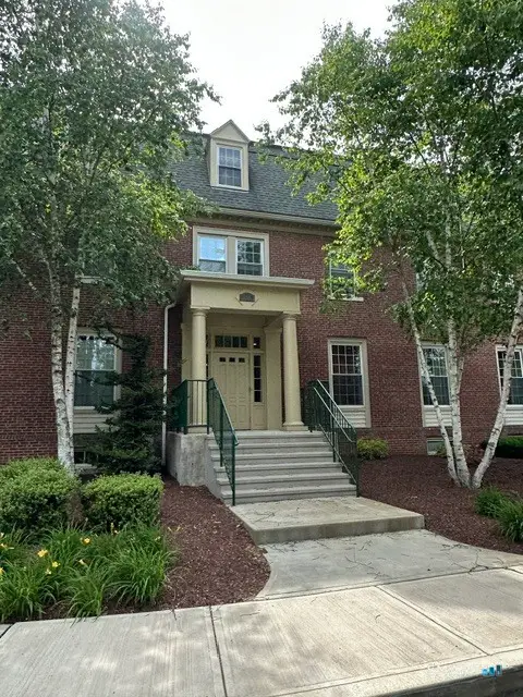 295 Ridge Road #9, Wethersfield, CT 06109