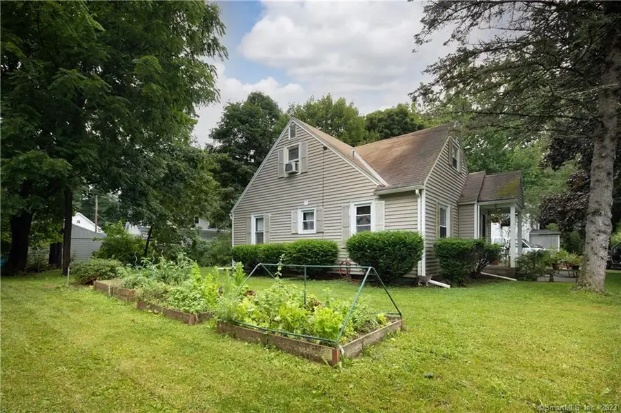 22 Walton Street, Lakeville, CT 06039 - #3