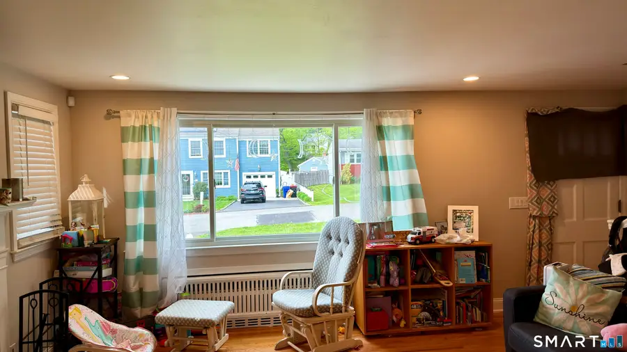 12 Rainbow Road, Norwalk, CT 06851 - #3
