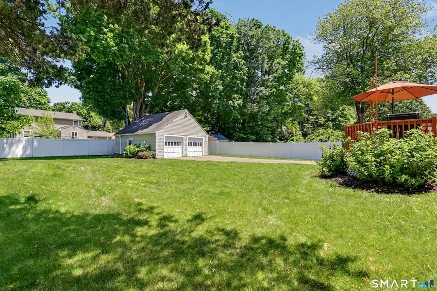 23 Brewster Place, Trumbull, CT 06611 - #2