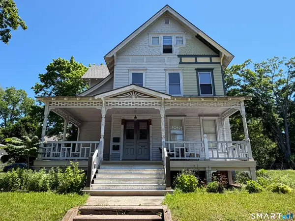 33 Church Street, Guilford, CT 06437