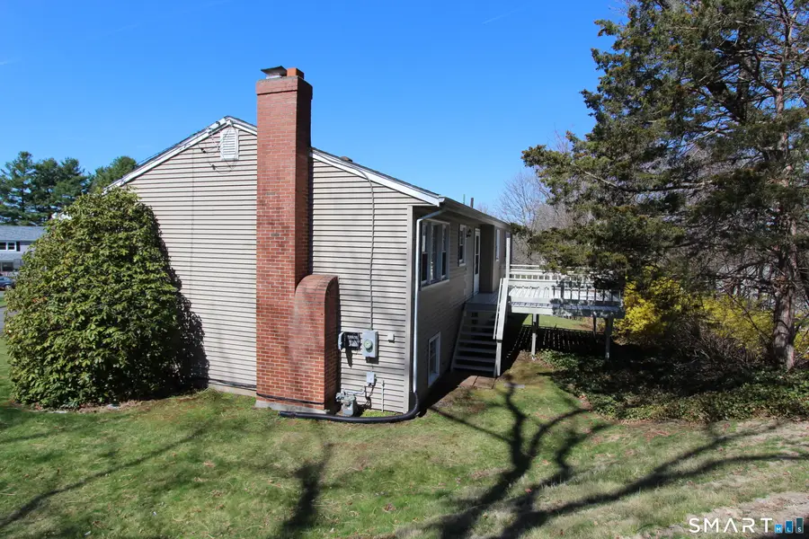 32 Lexington Circle, Newington, CT 06111 - #3
