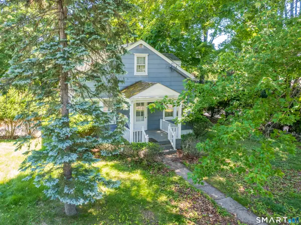 32 Morningside Drive North, Westport, CT 06880