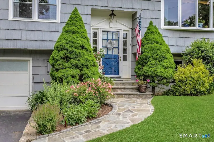 402 Wheeler Park Avenue, Fairfield, CT 06825 - #2