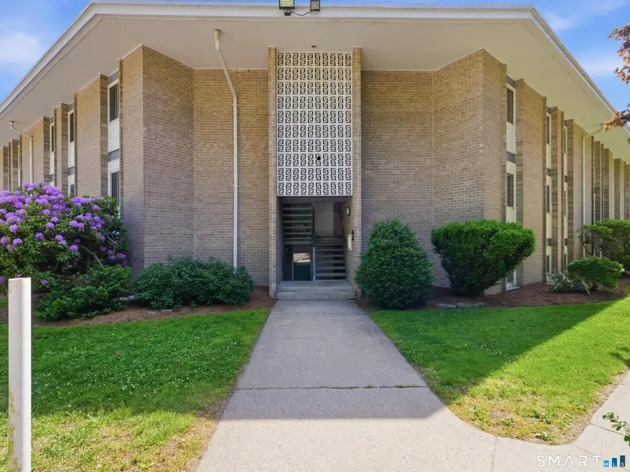 281 Gardner Avenue #H4, New London, CT 06320 - #2