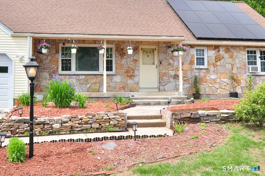 25 Hampshire Drive, Glastonbury, CT 06033 - #2