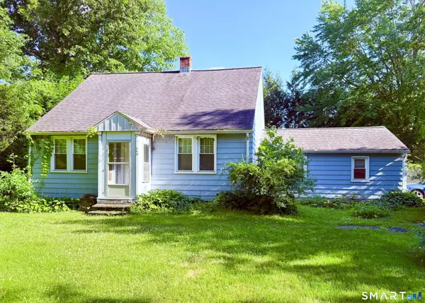 555 Whittemore Road, Middlebury, CT 06762