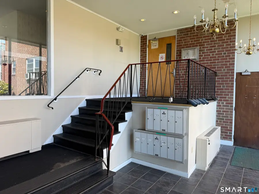 53 Wolcott Hill Road #B17, Wethersfield, CT 06109 - #3