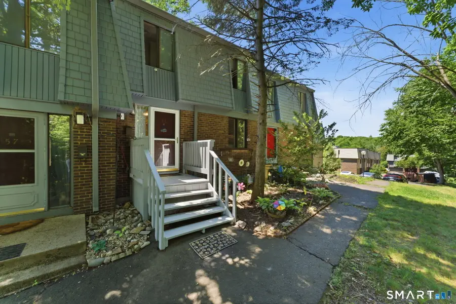 56 Trolley Crossing Lane #56, Middletown, CT 06457 - #2