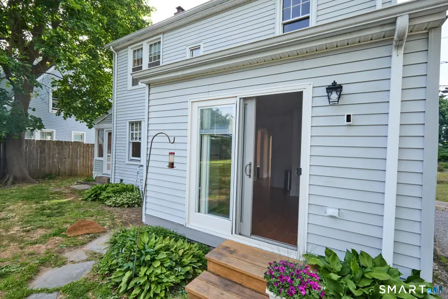 105 Dixon Street, Bridgeport, CT 06604 - #3